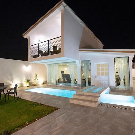 Divon Chalets Buraidah Exterior foto